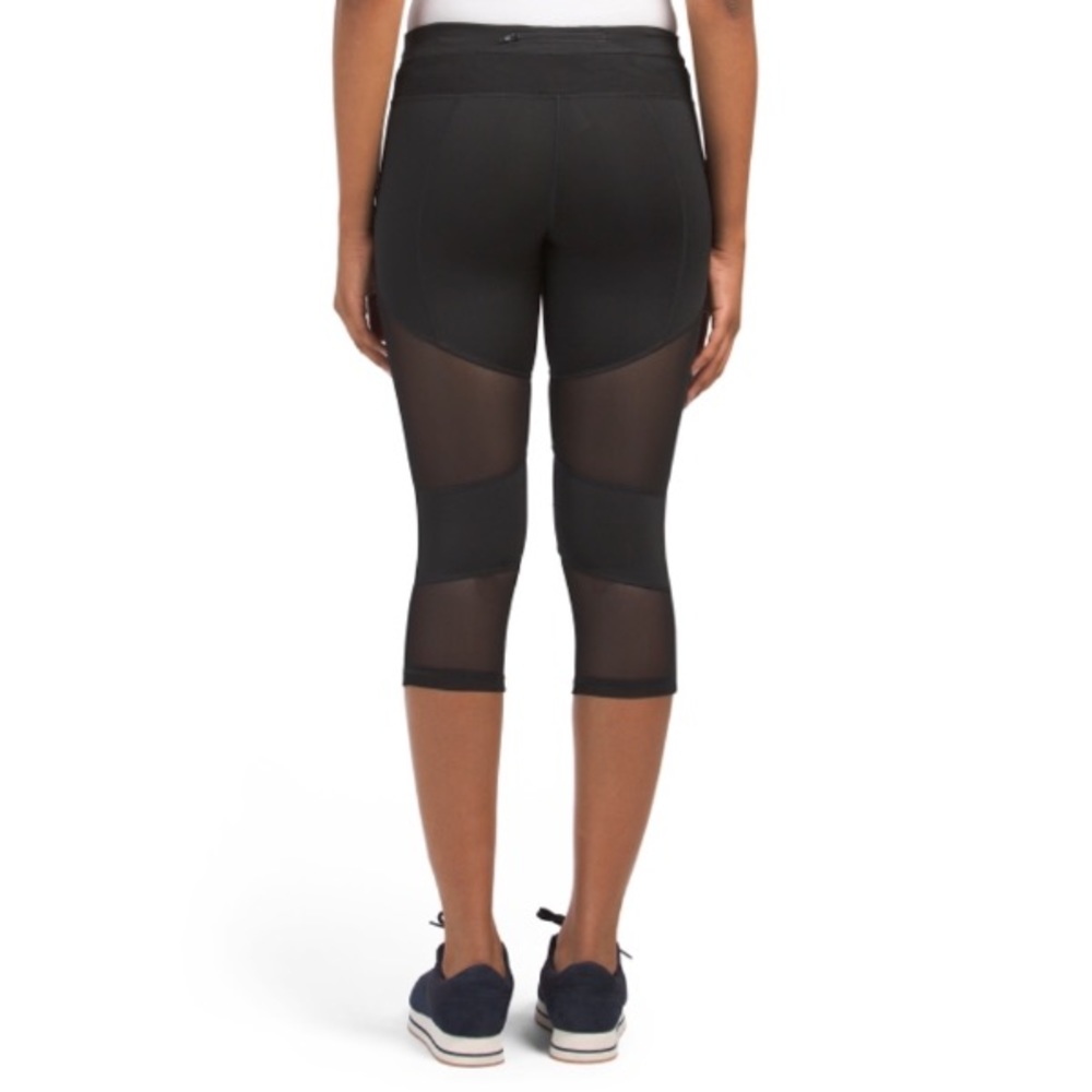 [Electric Yoga]✨NWT✨Black Leggings - Blocked Mesh Capri - Picture 2 of 8